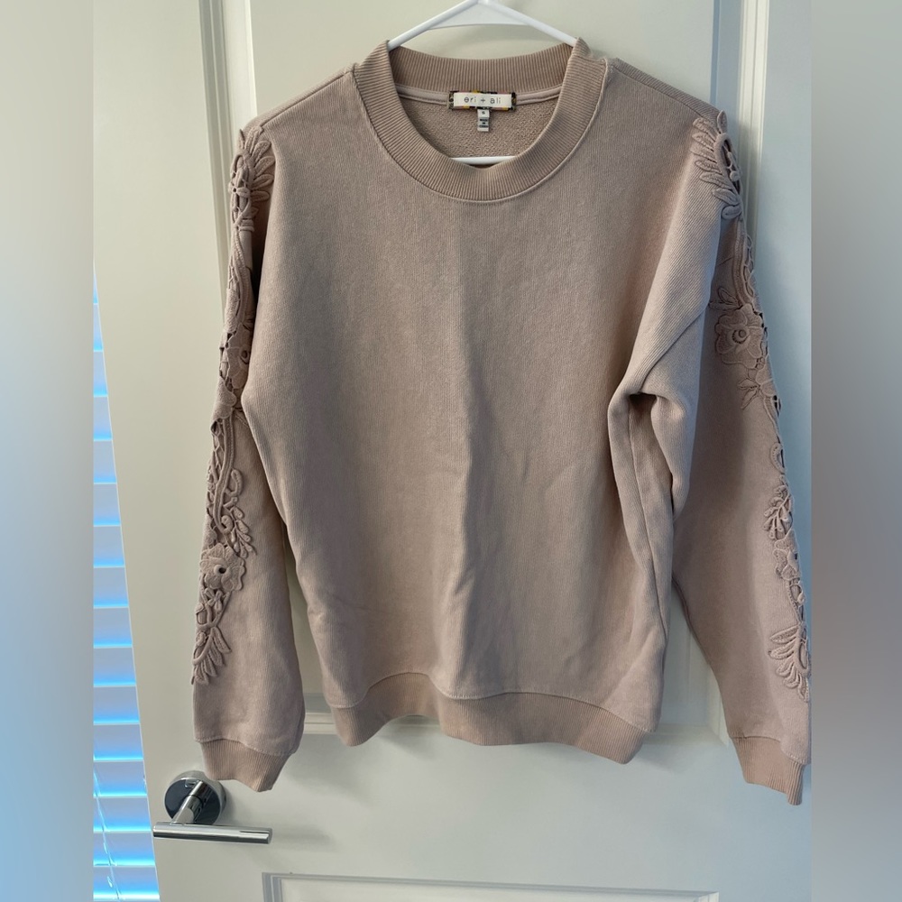 Eri & Ali (Anthropologie) Light Pink Floral Crewneck Sweatshirt, size S